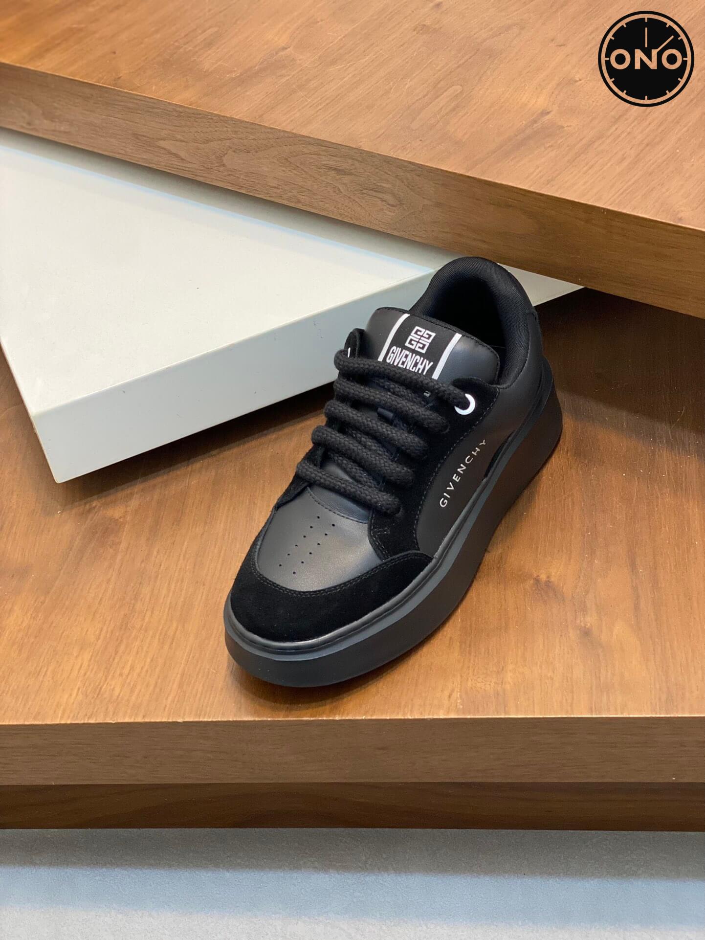 Givenchy_19_4.jpg