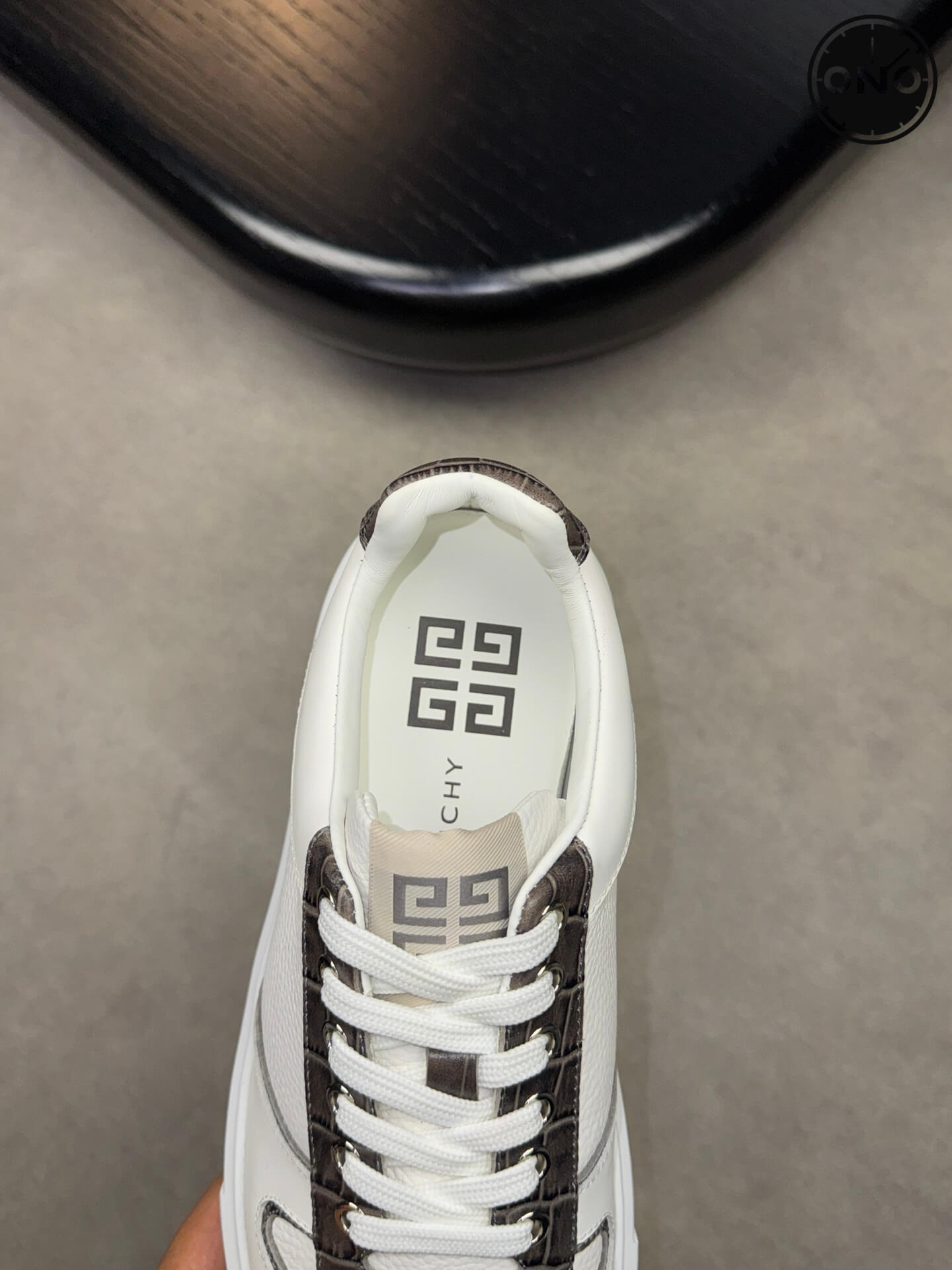 Givenchy_39_7.jpg