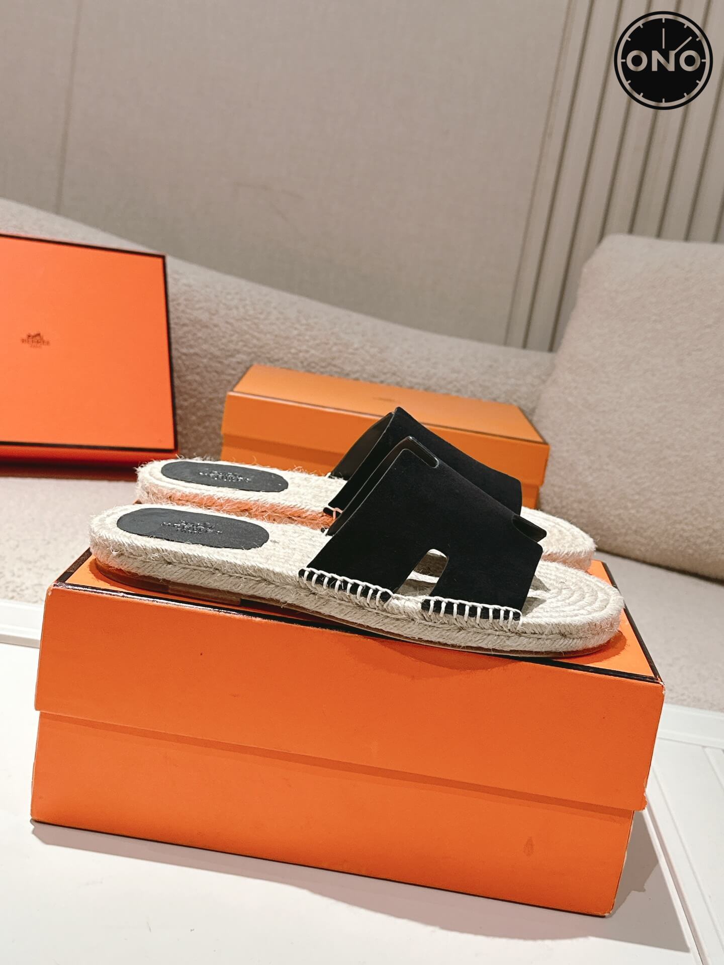 Hermes-Slippers_39_2.jpg