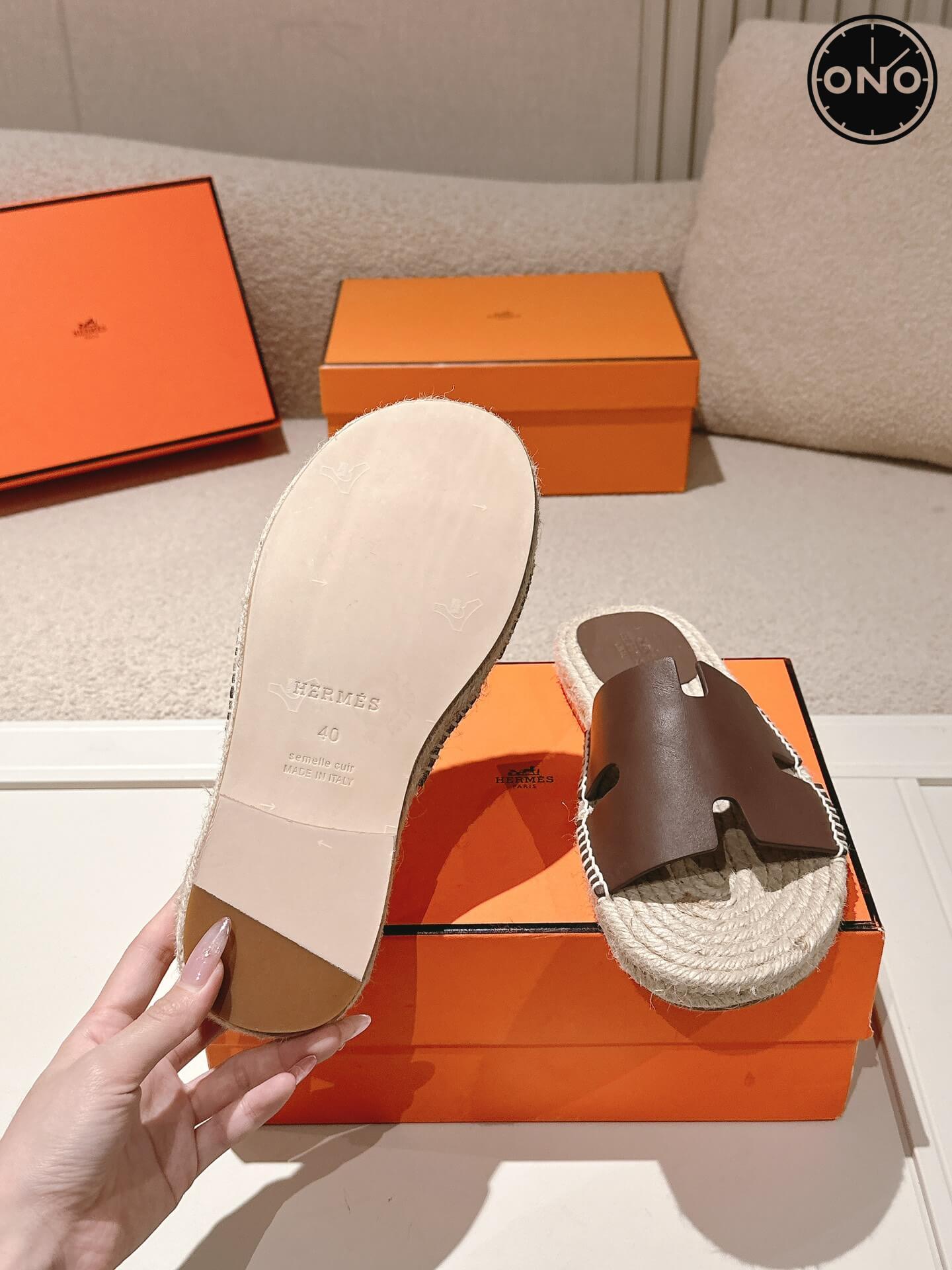 Hermes-Slippers_47_9.jpg