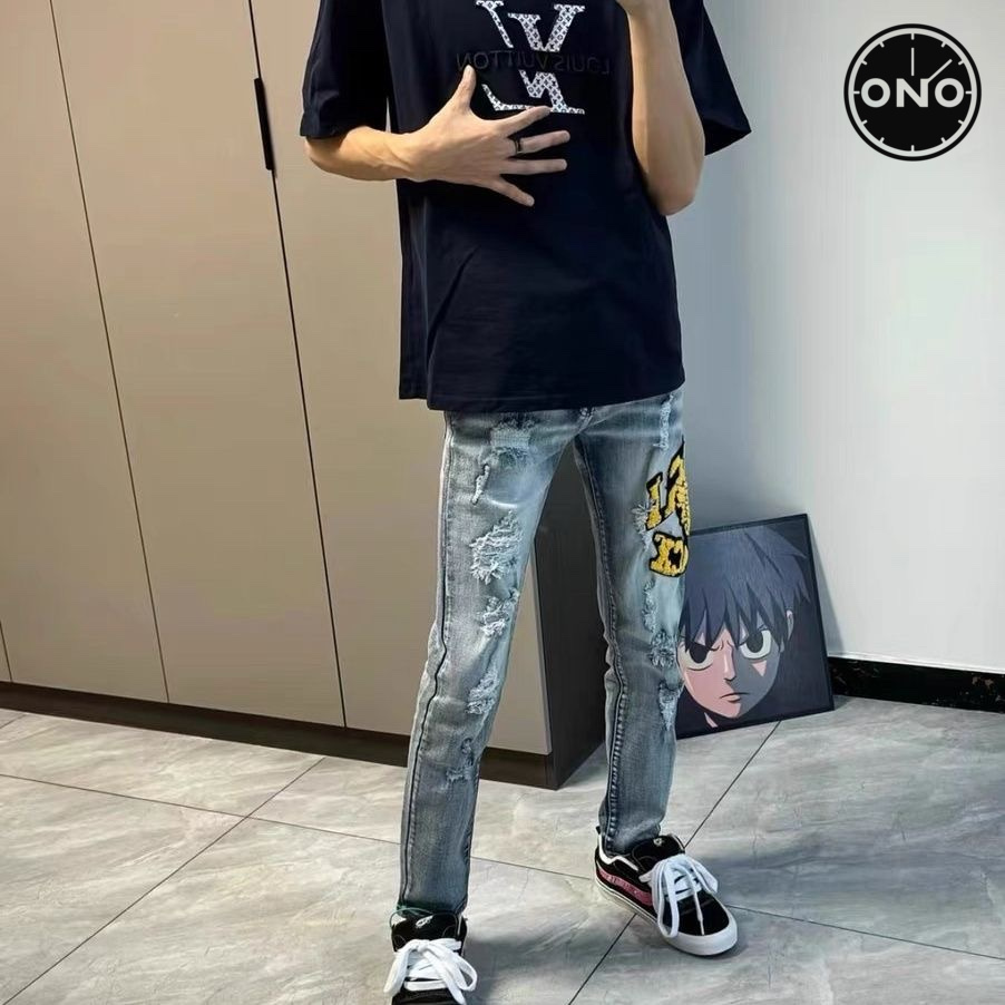 Amiri-Trousers_61_8.jpg