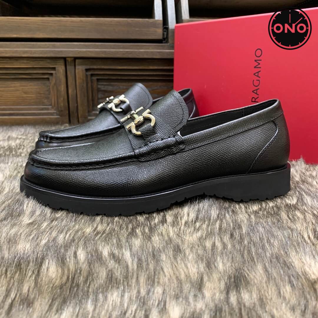 Ferragamo_74_4.jpg