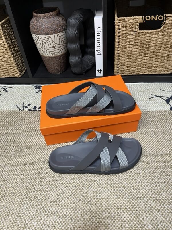 Hermes-Slippers_13_4.jpg