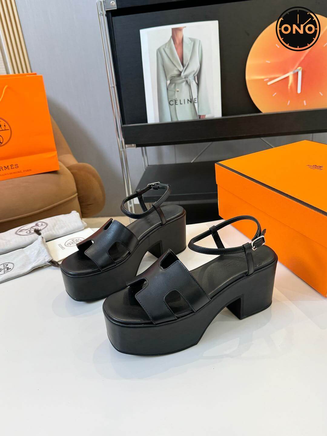 Hermes-Slippers_80_8.jpg