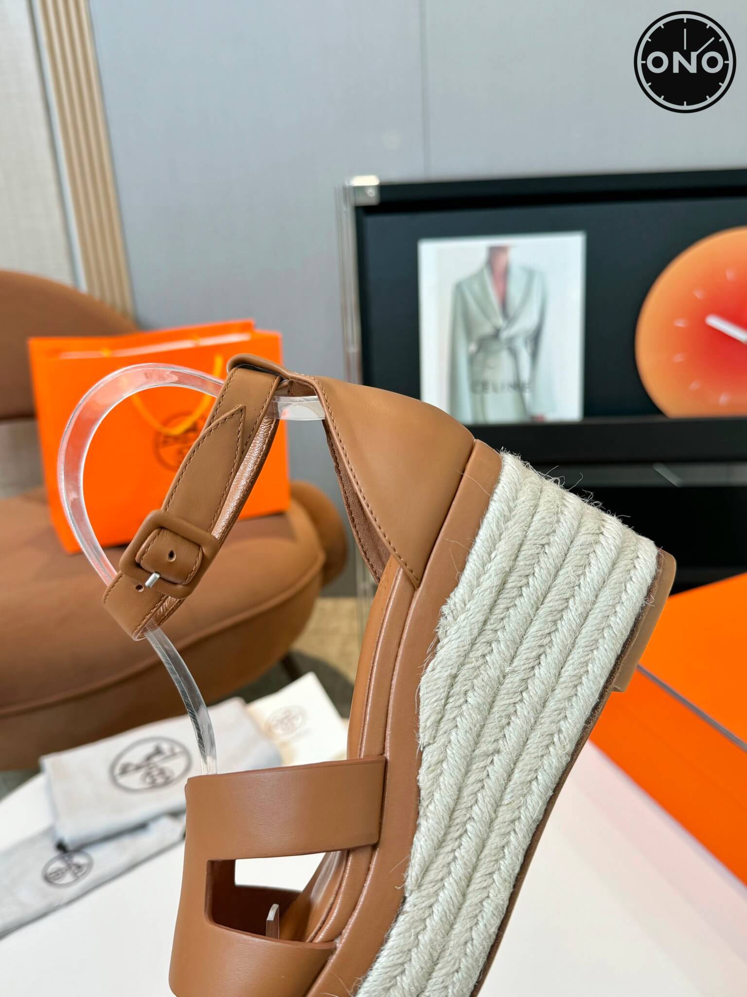 Hermes-Slippers_88_8.jpg
