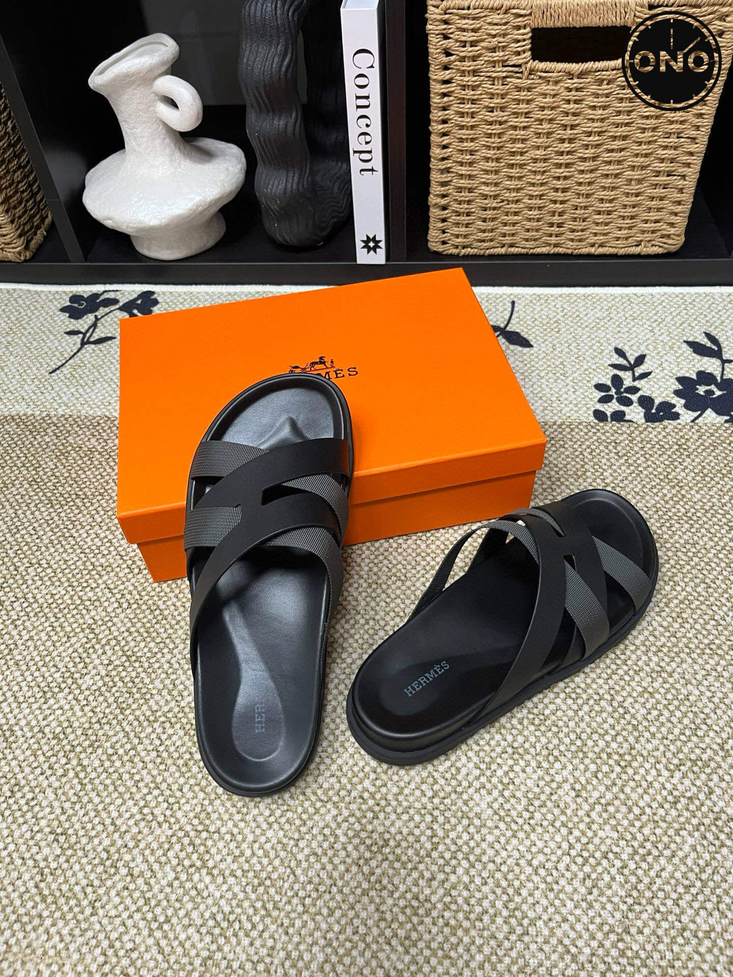 Hermes-Slippers_37_3.jpg
