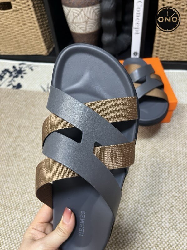 Hermes-Slippers_15_4.jpg
