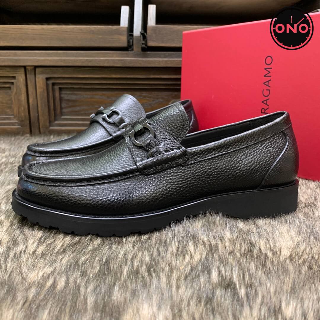 Ferragamo_73_4.jpg