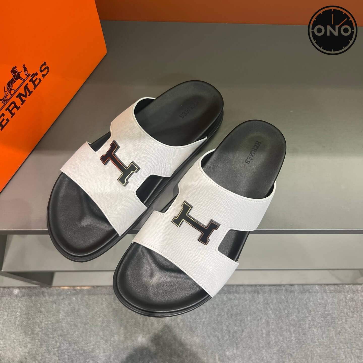 Hermes-Slippers_62_2.jpg
