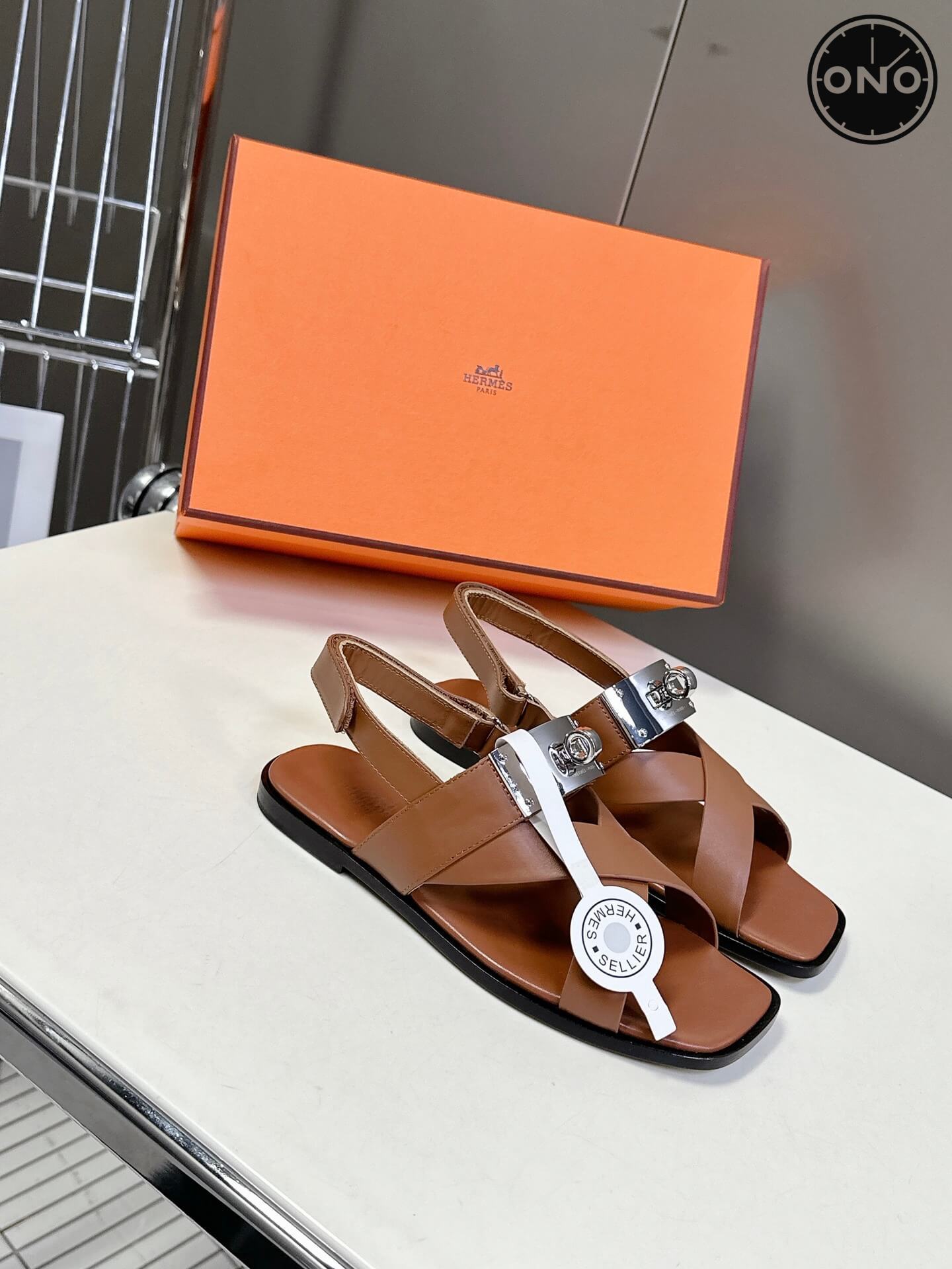 Hermes-Slippers_57_3.jpg