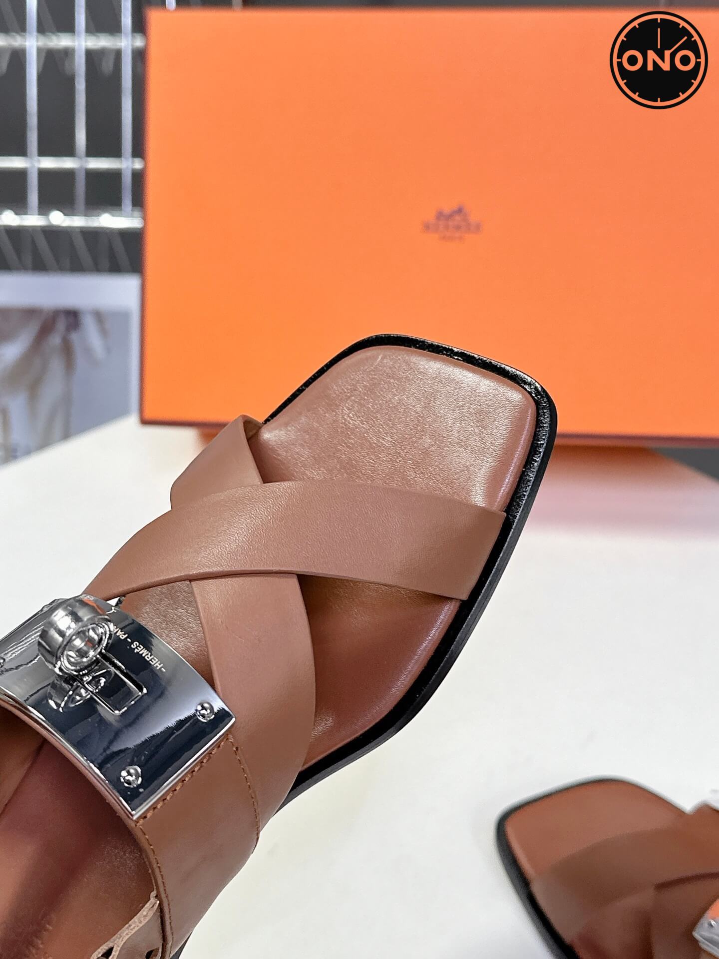 Hermes-Slippers_57_7.jpg