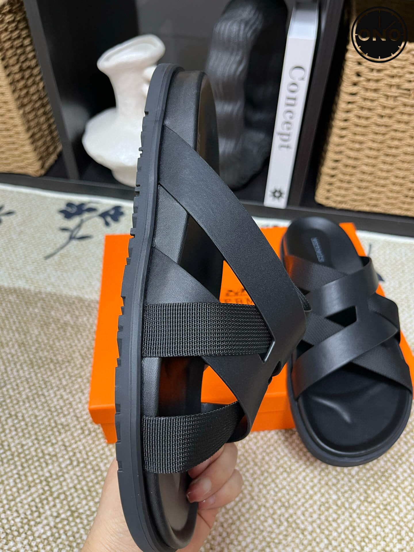 Hermes-Slippers_19_6.jpg