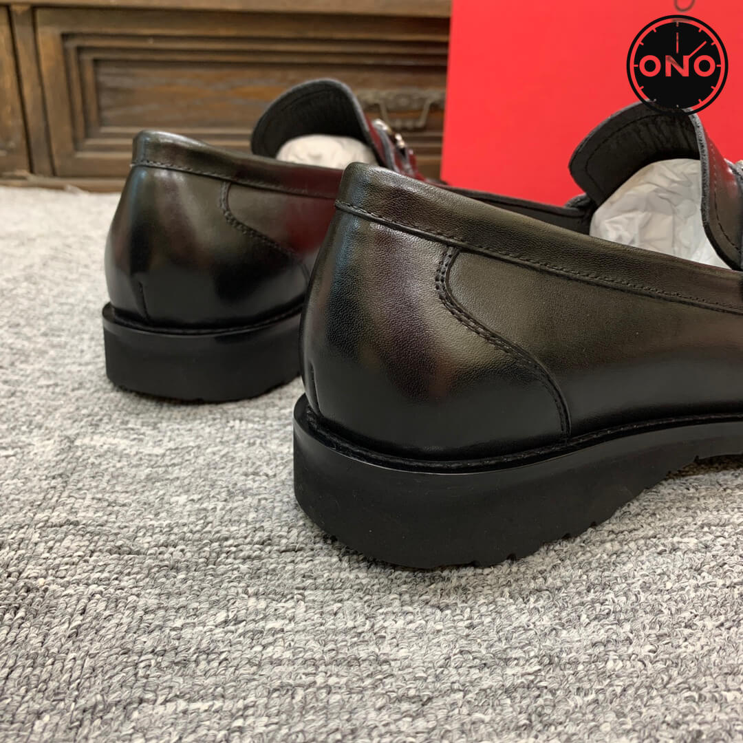 Ferragamo_90_9.jpg