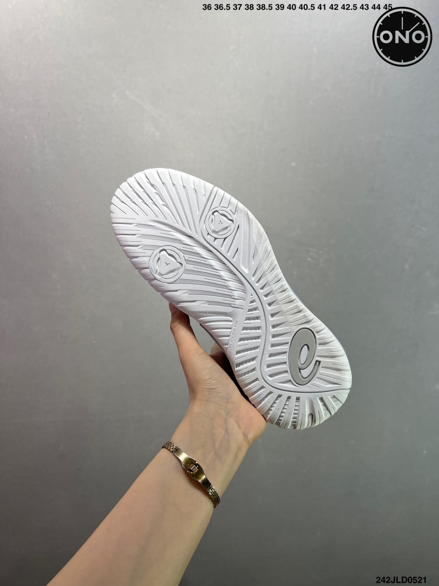 Asics_69_7.jpg