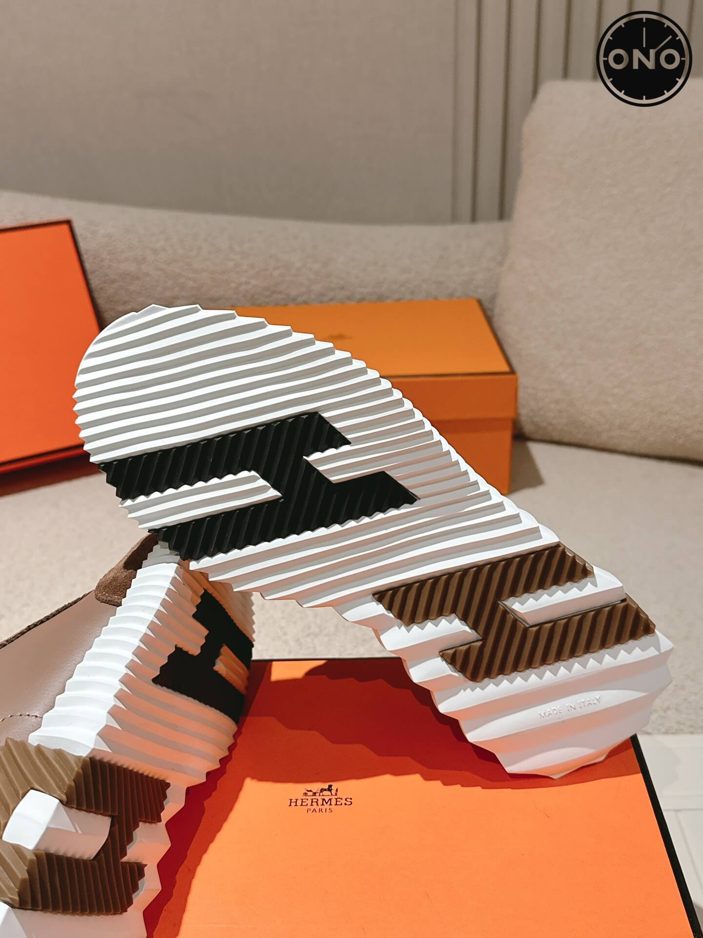 Hermes_55_9.jpg