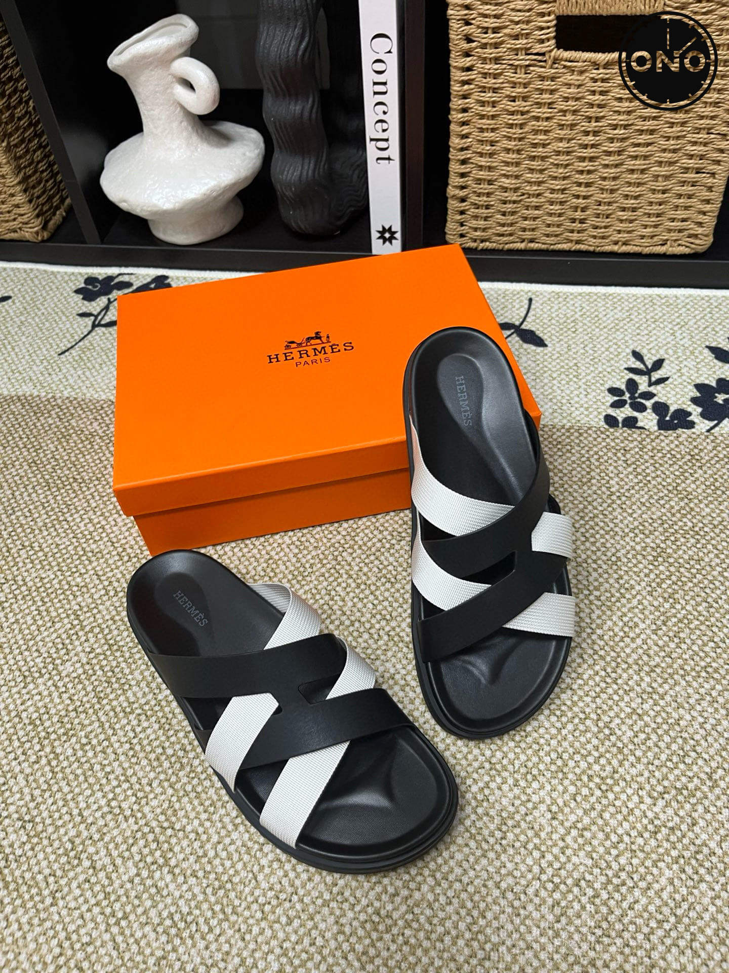 Hermes-Slippers_35_4.jpg