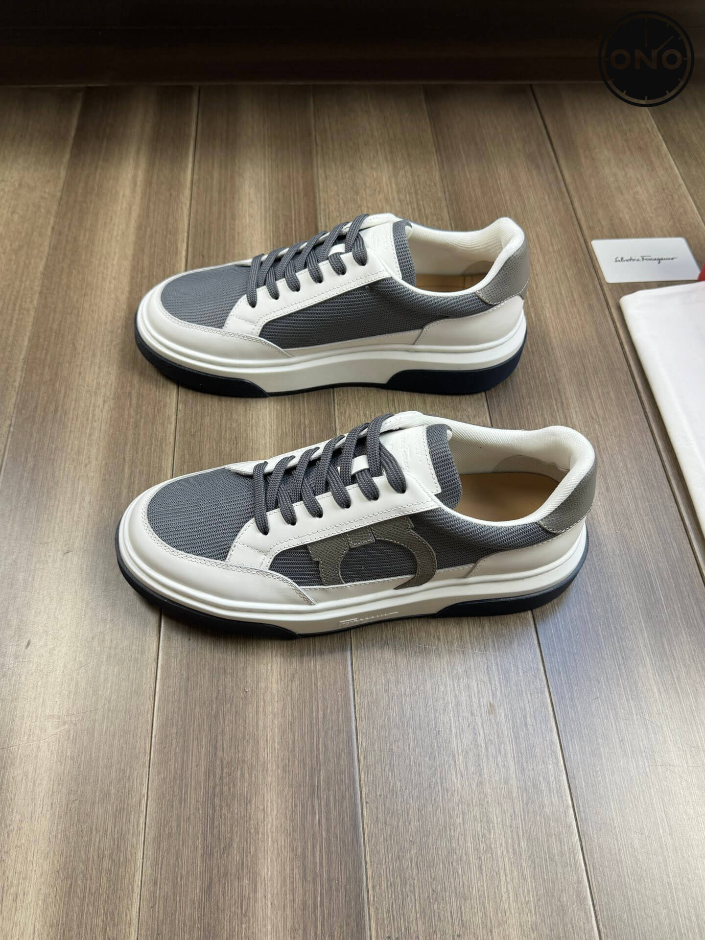 Ferragamo_56_2.jpg