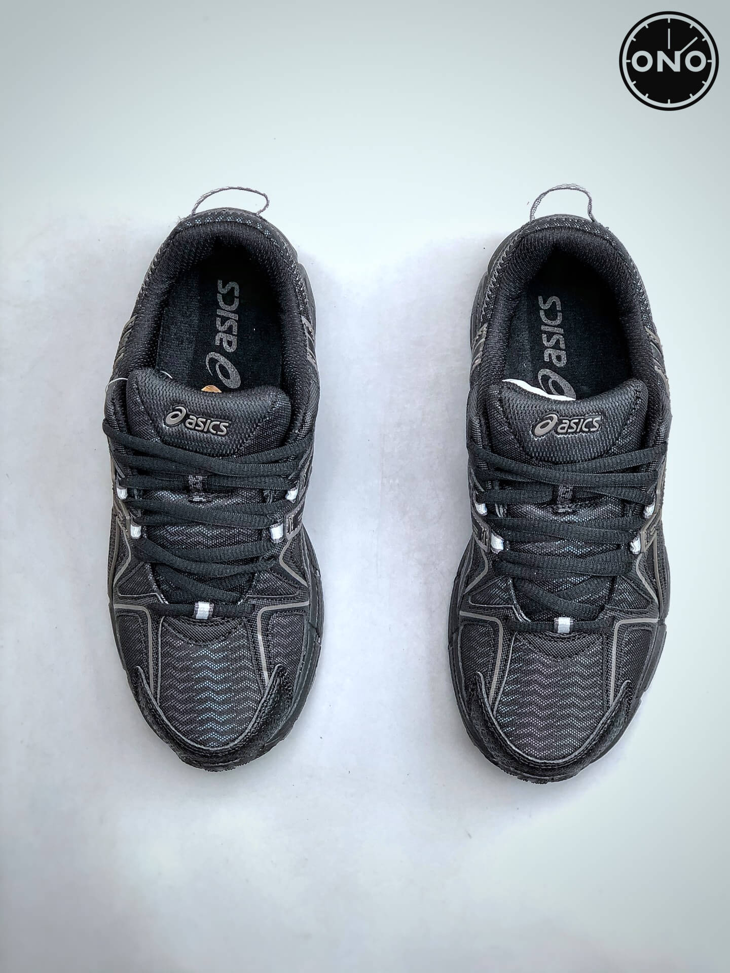 Asics_12_5.jpg