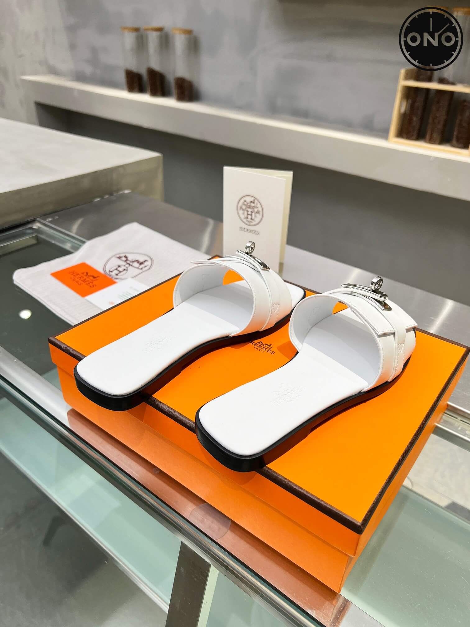 Hermes_48_8.jpg