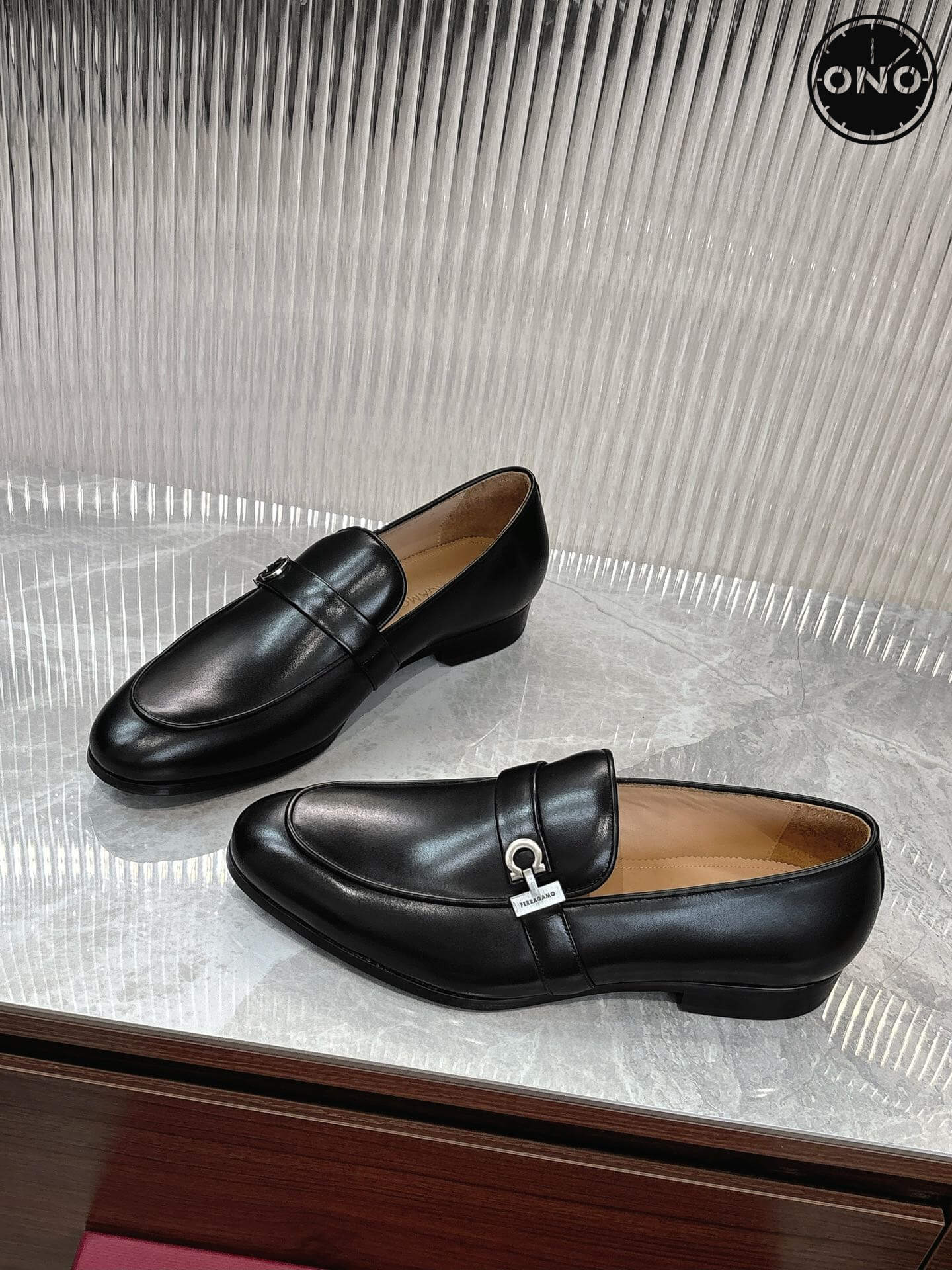 Ferragamo_4_9.jpg