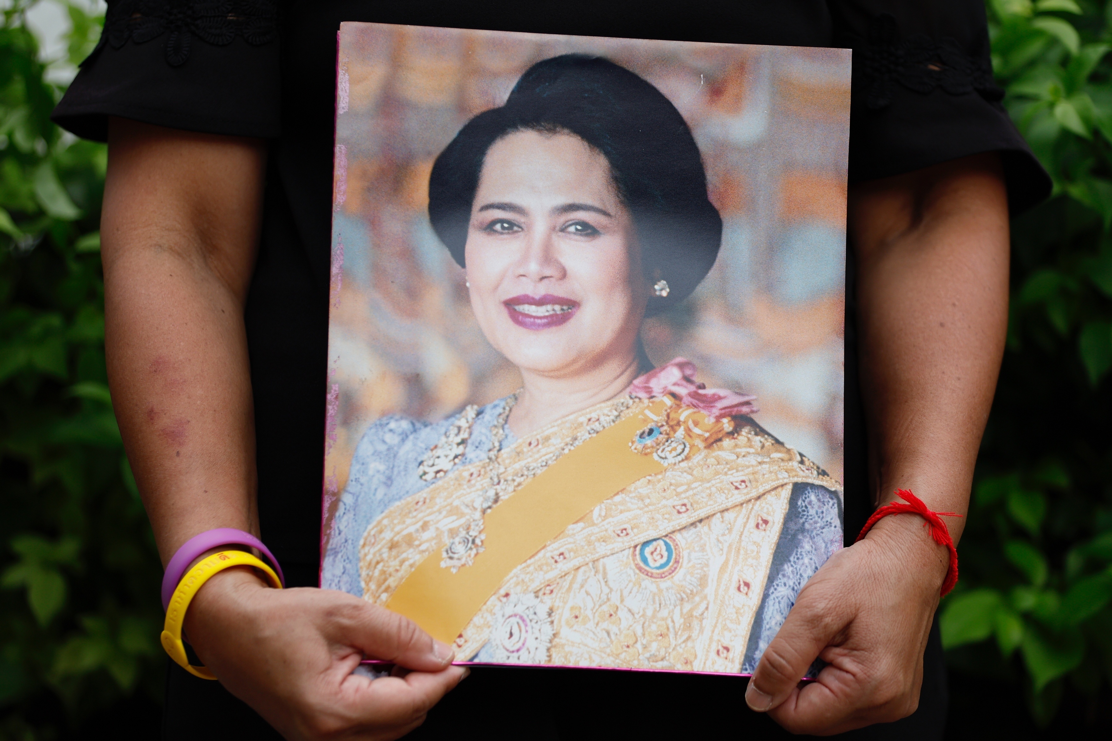 泰国王太后诗丽吉逝世