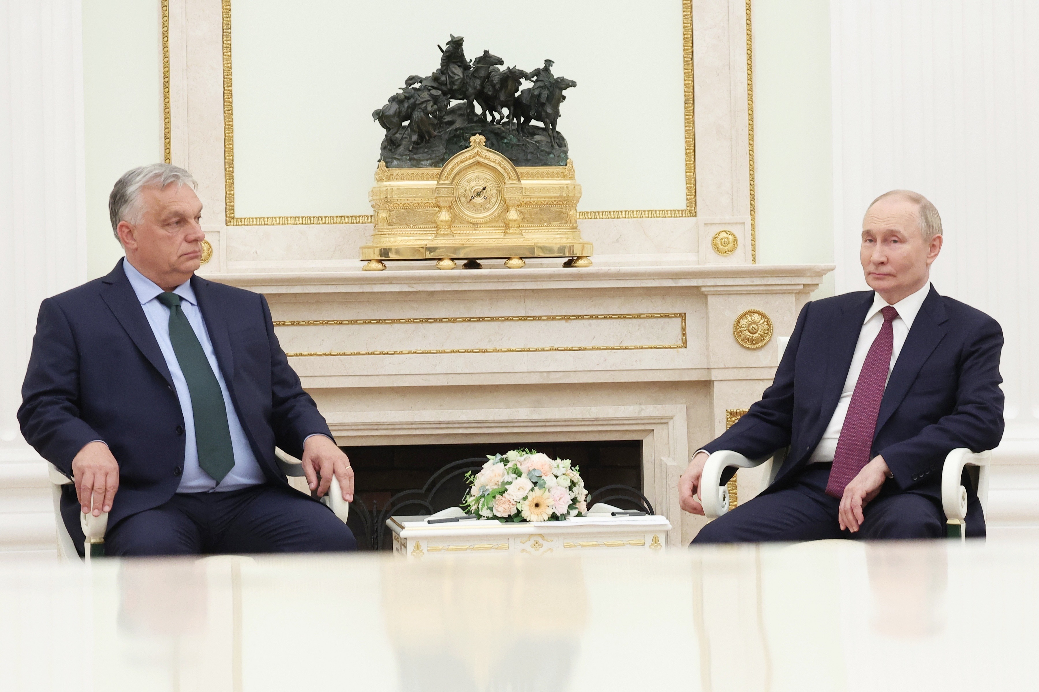 匈牙利总理突访俄罗斯