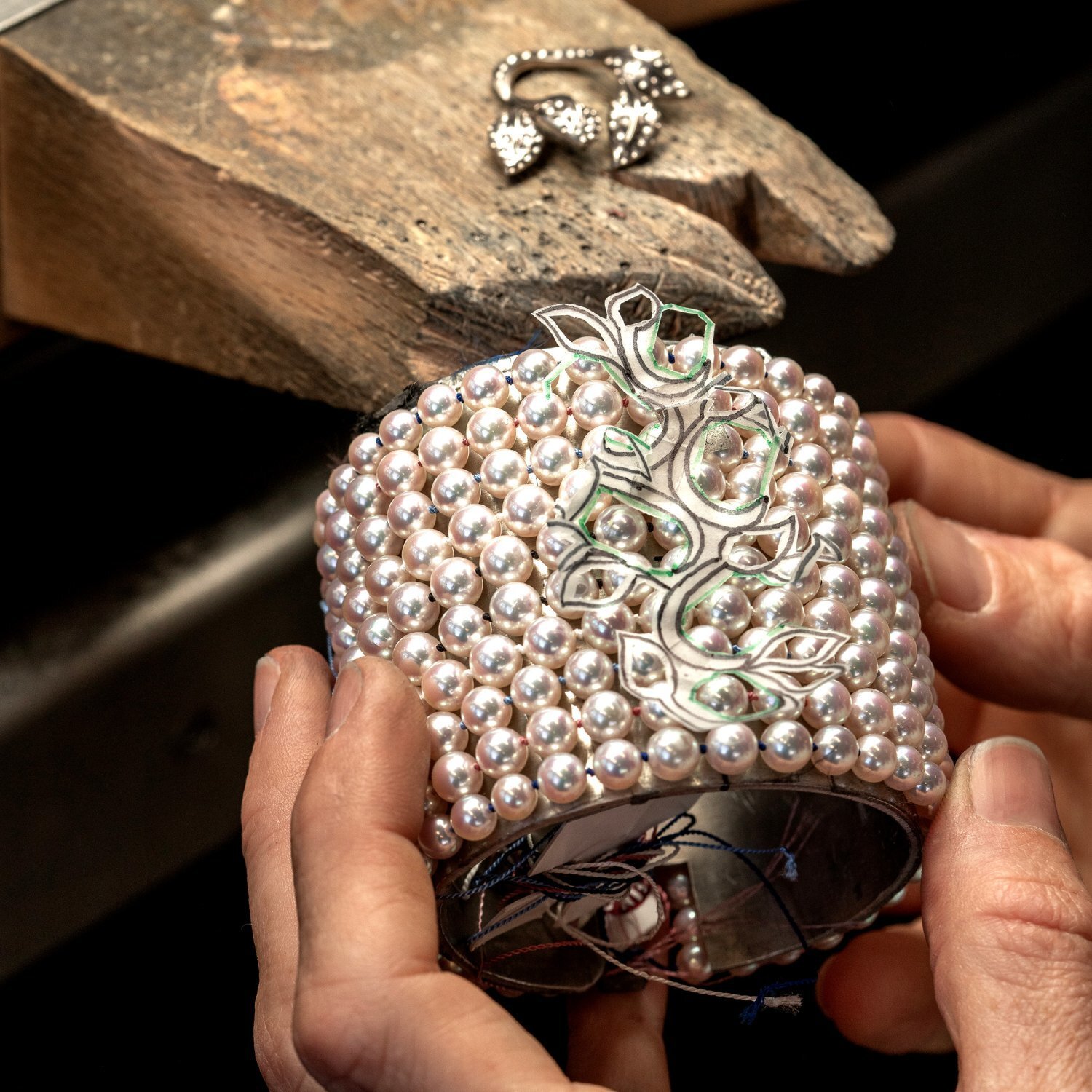 珠宝』Chopard 推出Insofu 高级珠宝系列新作：6225ct赞比亚祖母