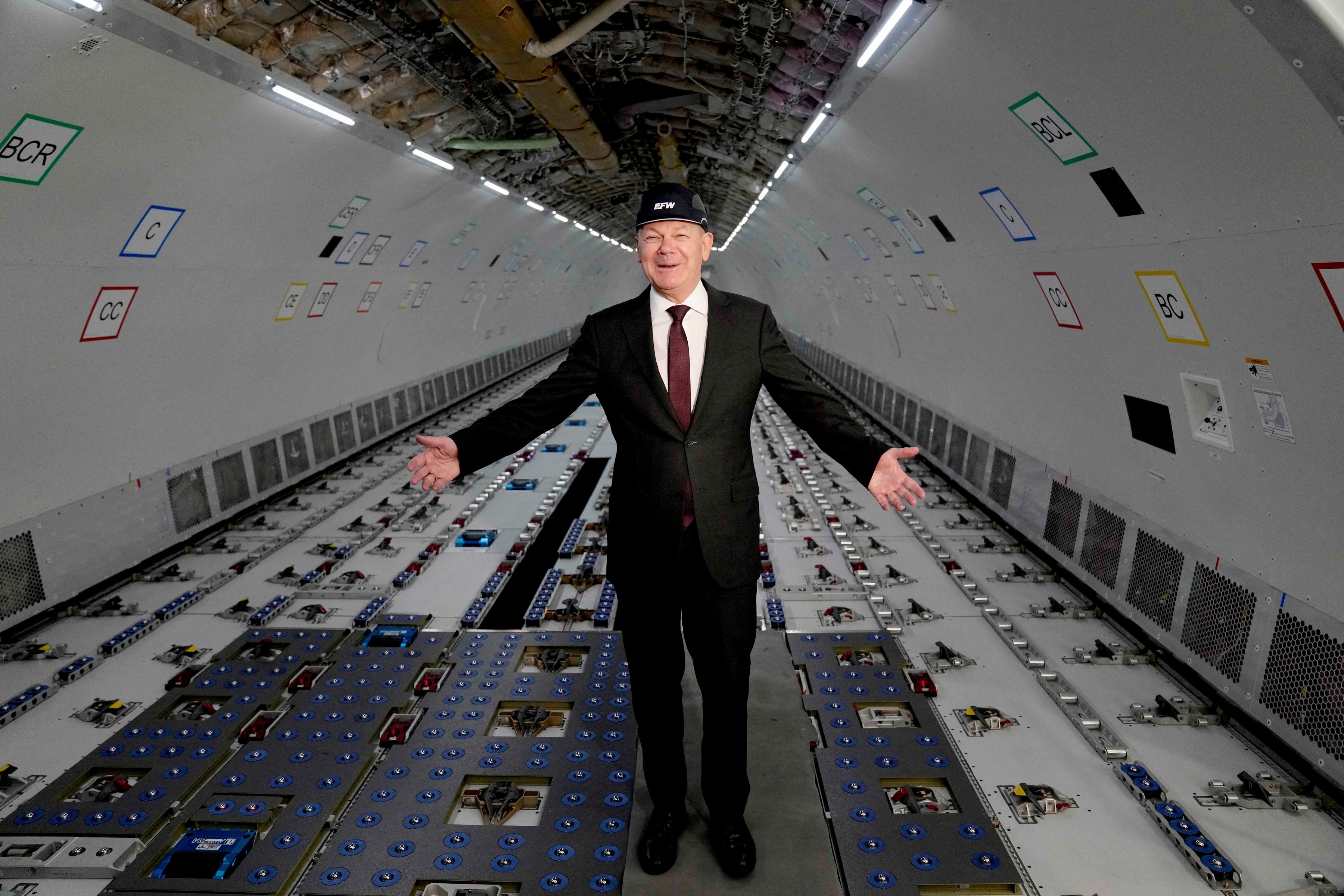 德国总理呼吁反极右翼