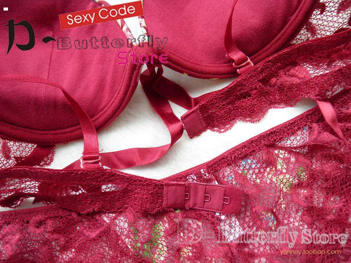 Комплект нижнего белья OTHER 9075 406 OTHER / Other OTHER / Other S, М, L, XL Плавки Обычная 3/4 Верх тонкий, низ толстый Съемные бретели Застёжка сзади Нет вкладок На косточках V-образный вырез Эффект "пуш-ап" Полиэстер Хлопок Лайкра Бутоньерки Кружево Лето Для молодых девушек Роскошный и благородный стиль