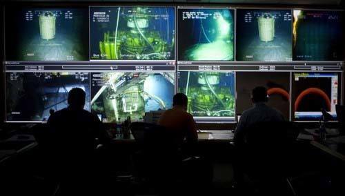 新闻三连发：BP 石油公司热爱 Photoshop / Jandan.net