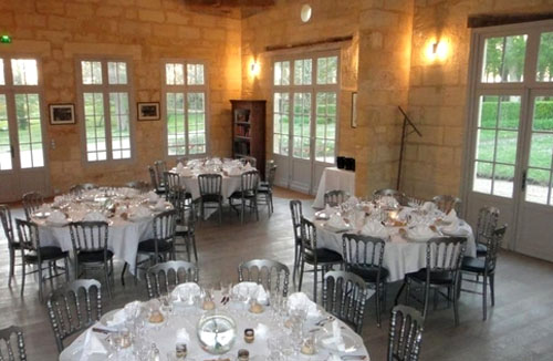 Château Siaurac的餐室