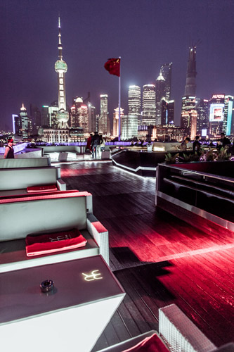 Bar Rouge 将城市夜生活水平带到一个新水平