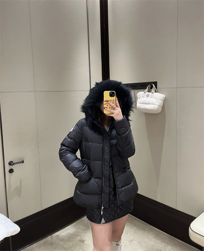 moc1932_06 (5).jpg