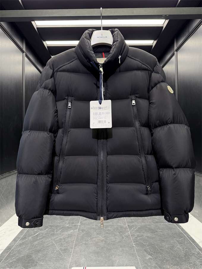 moc1933_02 (4).jpg