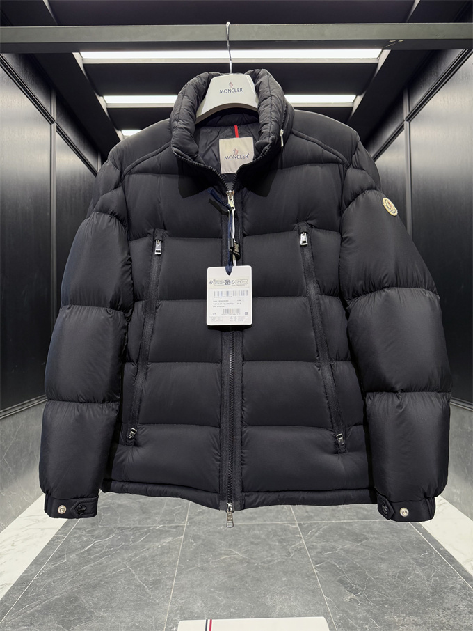 moc1933_02 (5).jpg