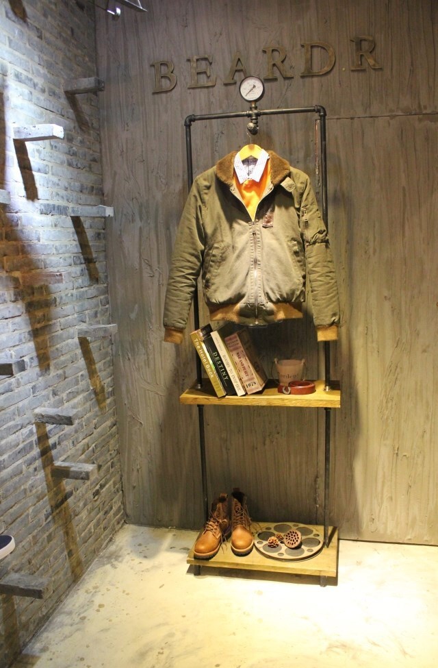 【美式乡村复古服装架铁艺展示货架做旧衣帽架