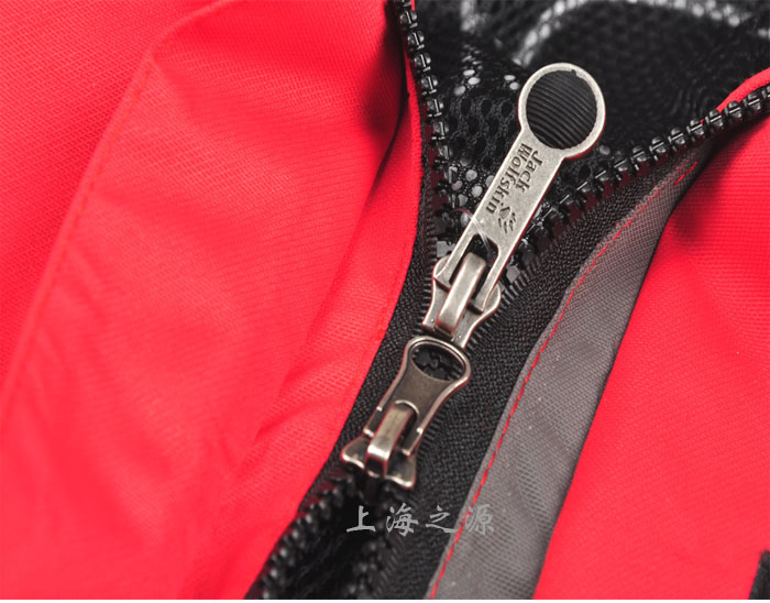 淘宝网原单Jack wolfskin 狼爪09顶级户外冲锋衣 男士冲锋衣