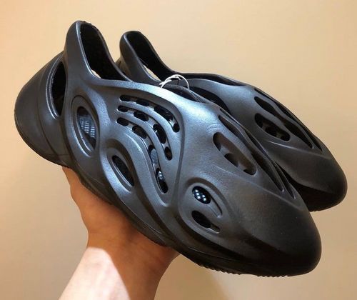 Review of Yeezy 700 V3 Foam Runner pity largest is.
