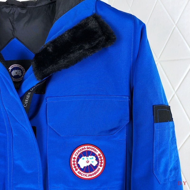 高端品质加拿大鹅 09款 女远征款抗寒羽绒服