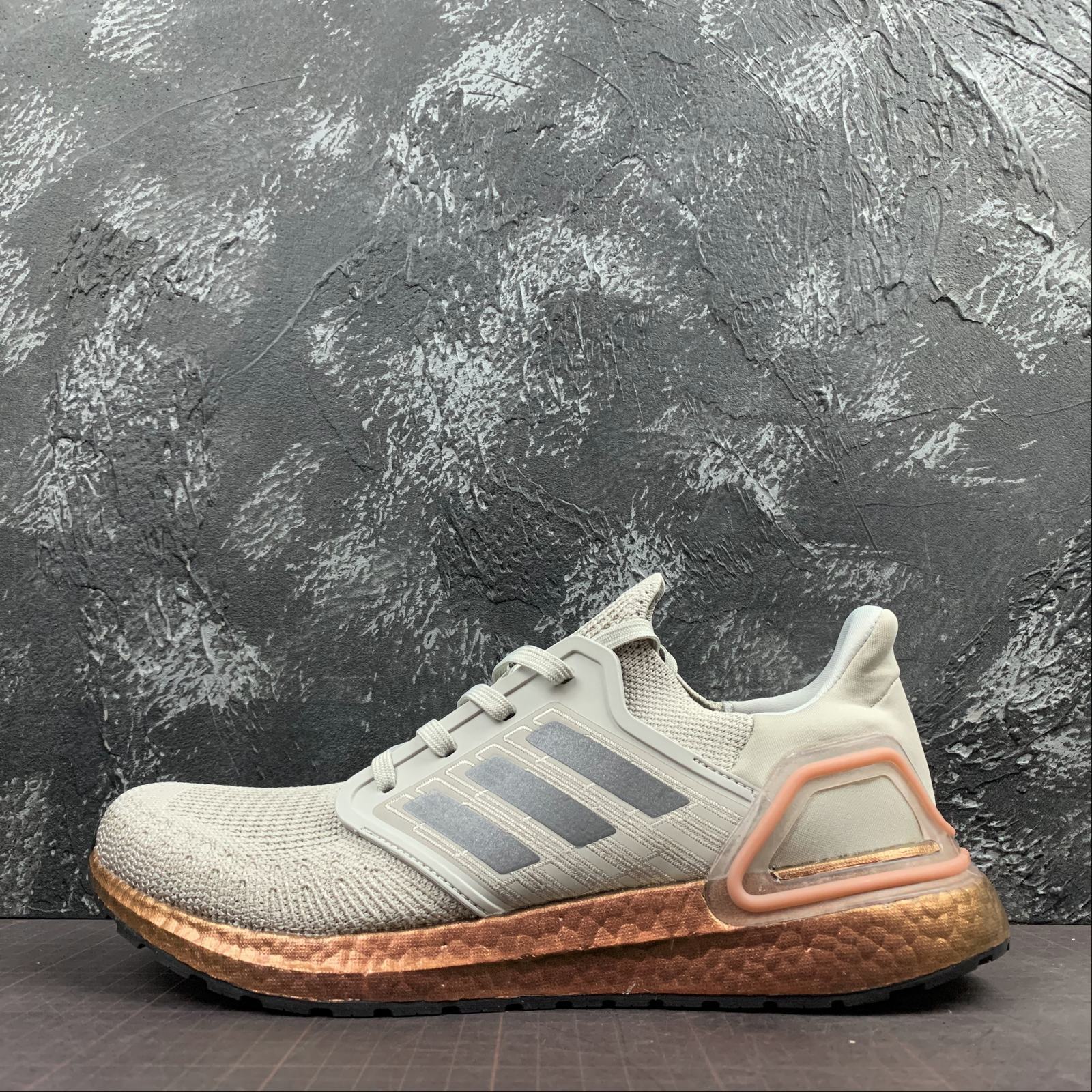 0爆米花跑步鞋 fv4389