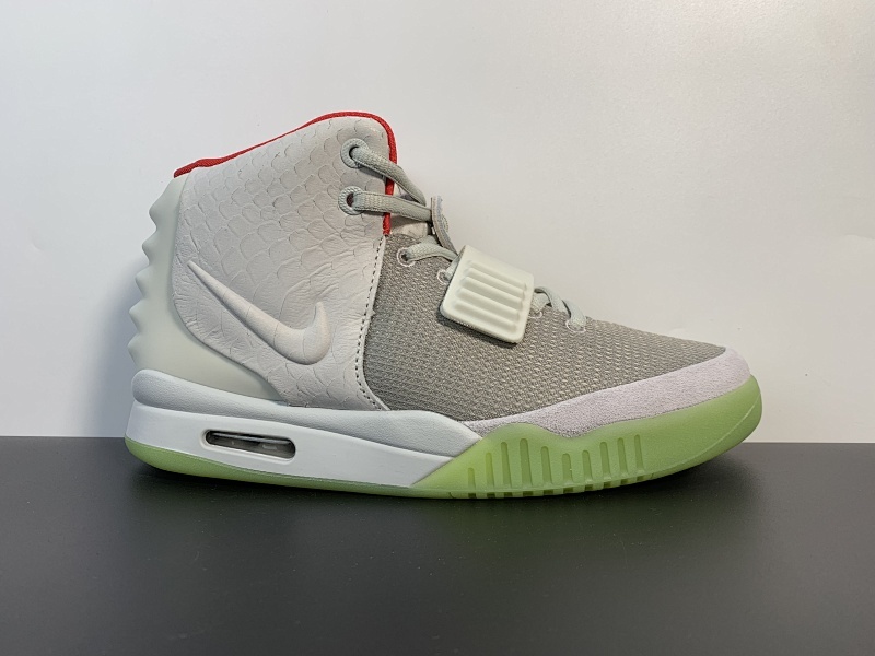 Air Yeezy 2 Red October 灰椰子 货号：508214-010  尺码40-47.5