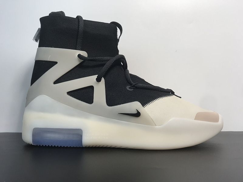 【GA00BA】NIKE AIR FEAR OF GOD 1 黑白灰40-46