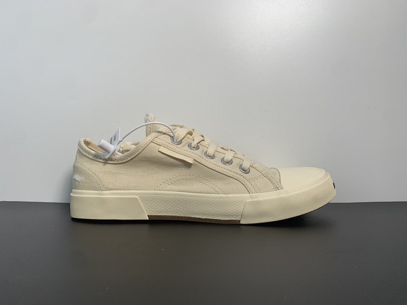 纯原可充正，巴黎世家板鞋米白色 尺码35-45偏大一码