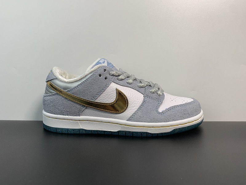 Sean Cliver x Nike SB Dunk Low 白雪公主 #冰雪奇缘！货号：DC9366-100 尺码：36-46