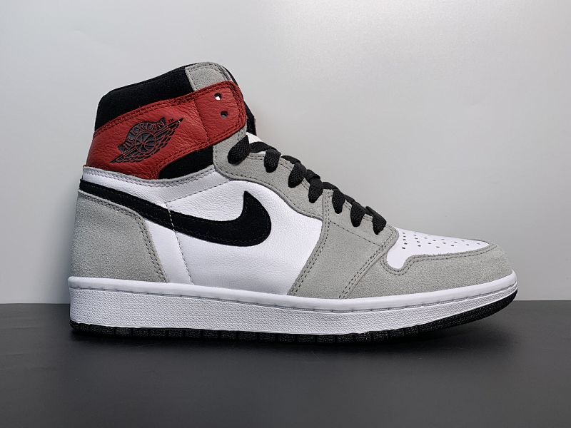 Nike Air Jordan 1 High OG“ Light Smoke Grey”AJ1乔1浅烟灰色 555088-126  货号：555088-126