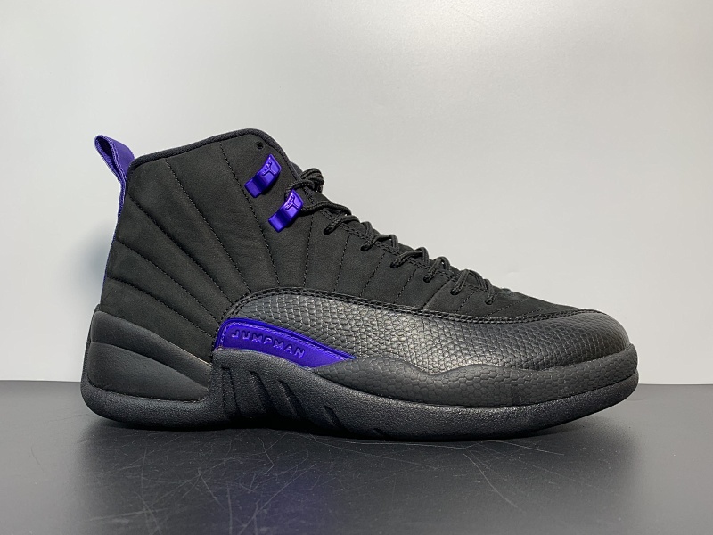 原装版本Air Jordan 12 “Dark Concord” 货号：CT8013-005 尺码：7-13发售日期：10 月 17 日发售价格：$190 美元