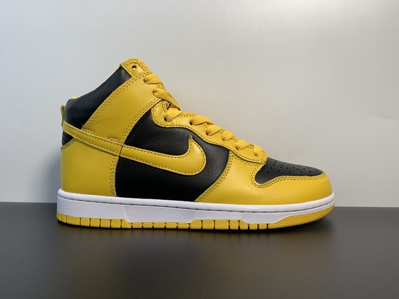 Nike Dunk Varsity Maize 高帮/武当/詹姆斯同款货号CZ8149-002尺码40 40.5 41 42 42.5 43 44 44.5 45 46 47.5