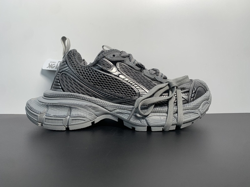 Balenciaga Phantom Sneaker 官方同步 巴黎世家全新3XL十代潮流跑鞋 增加全新设计 在延续 Track Trainer 户外轮廓和复杂鞋面结构 尺码：35-46