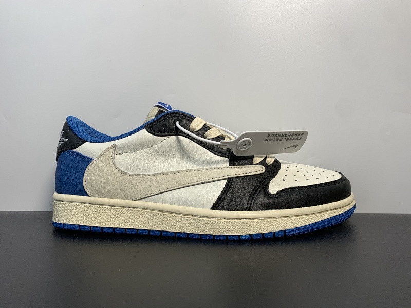 aj1闪电倒钩低帮！货号：CQ3227-105  尺码：40-47.5