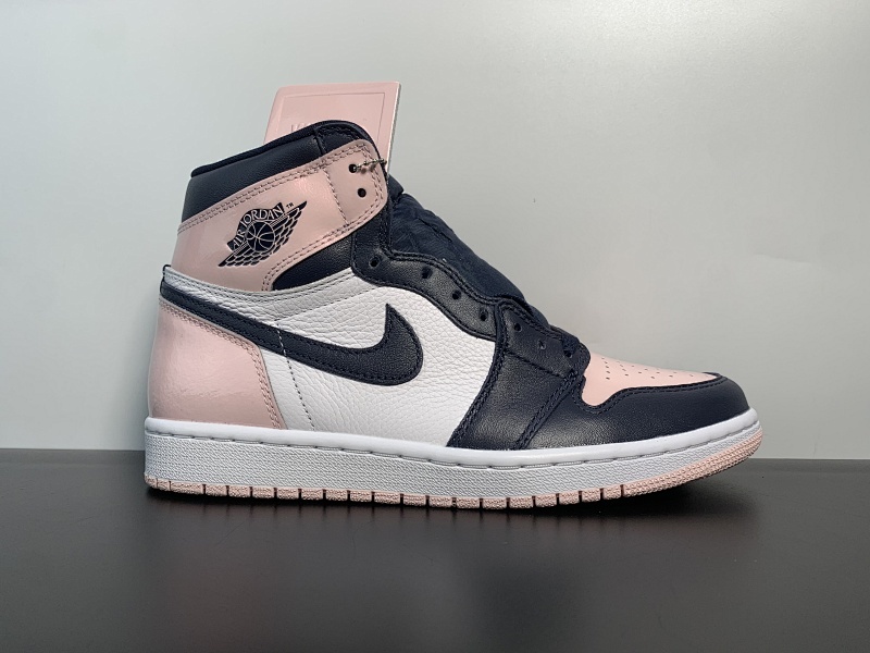 顶级外贸版本aj1 High OG "Atmosphere" 黑粉漆皮货号：DD9335-641，全码出货 36-46